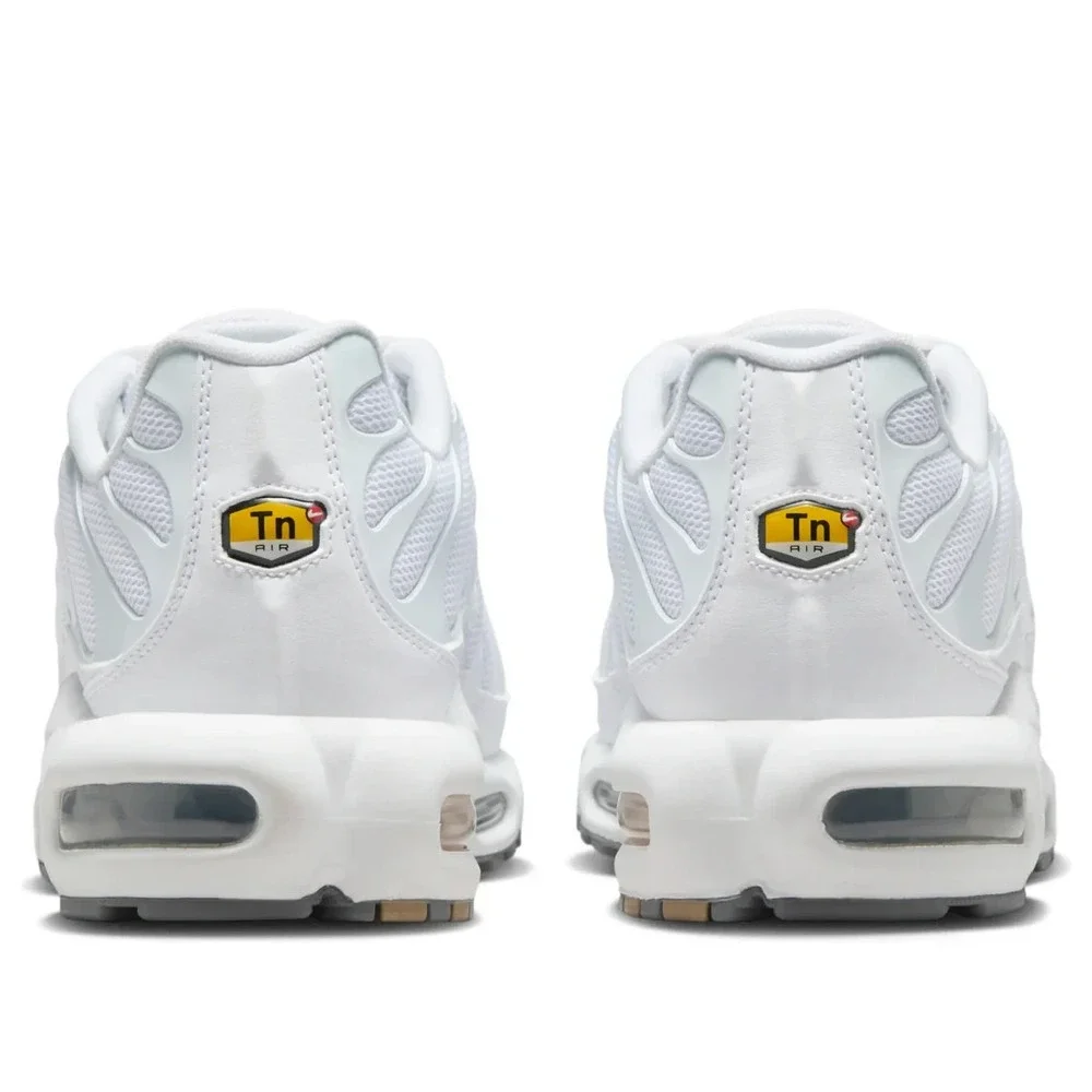 Size 9.5 - [NEW] Men's Nike Air Max‎ Plus Shoes 'White' 604133-139